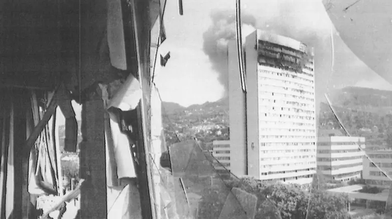 Sarajevo bombardata durante il conflitto - © www.giornaledibrescia.it