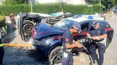 Incidente tra carabinieri e un furgoncino in via Oberdan