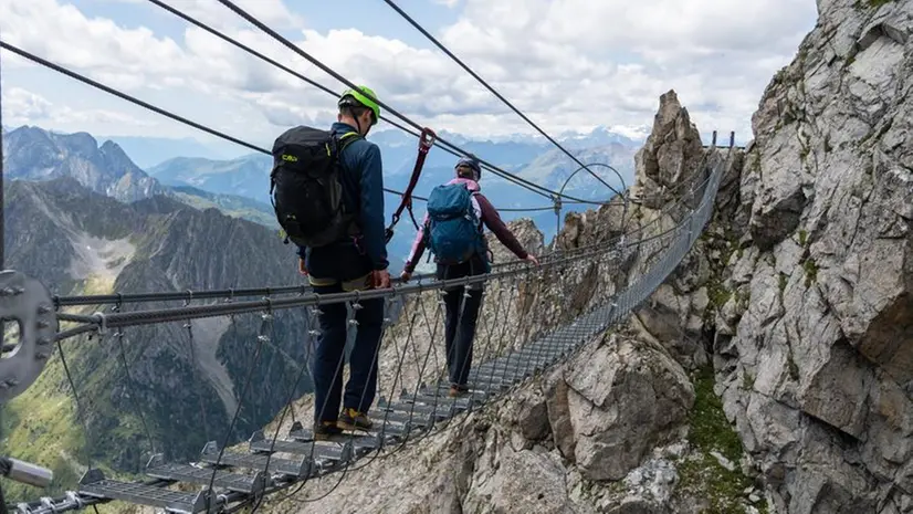 Nel percorso del Presanella Epic Trail è compreso anche il Sentiero dei fiori con le sue passerelle