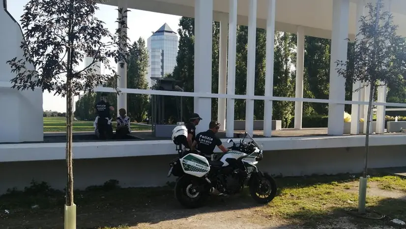 Polizia locale al parco Tarello