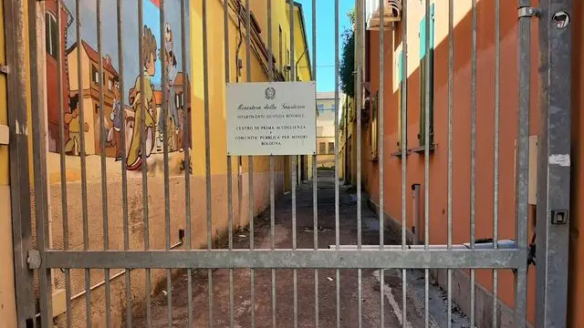 Bologna, carcere minorile del Pratello