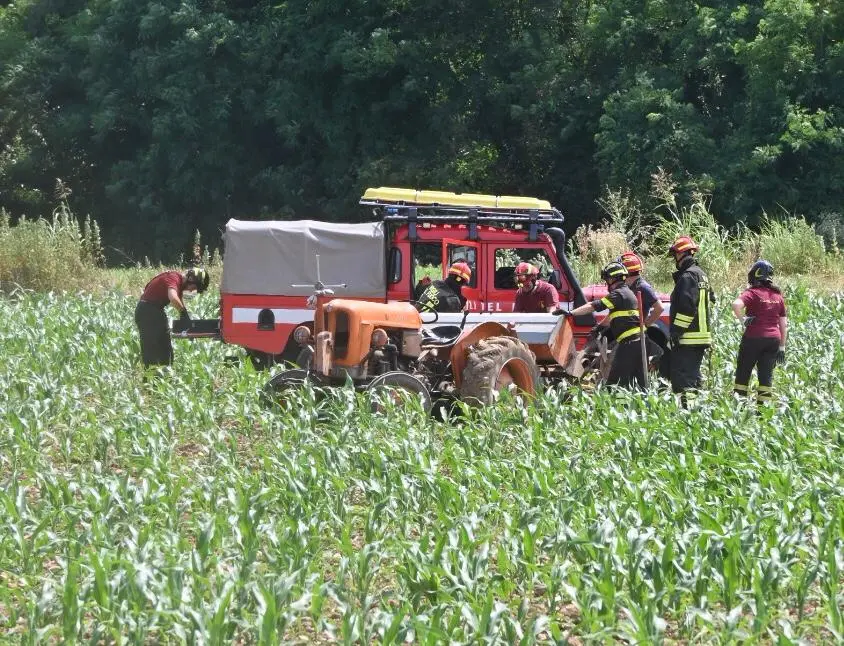 A Pontoglio è morto un agricoltore schiacciato da un attrezzo