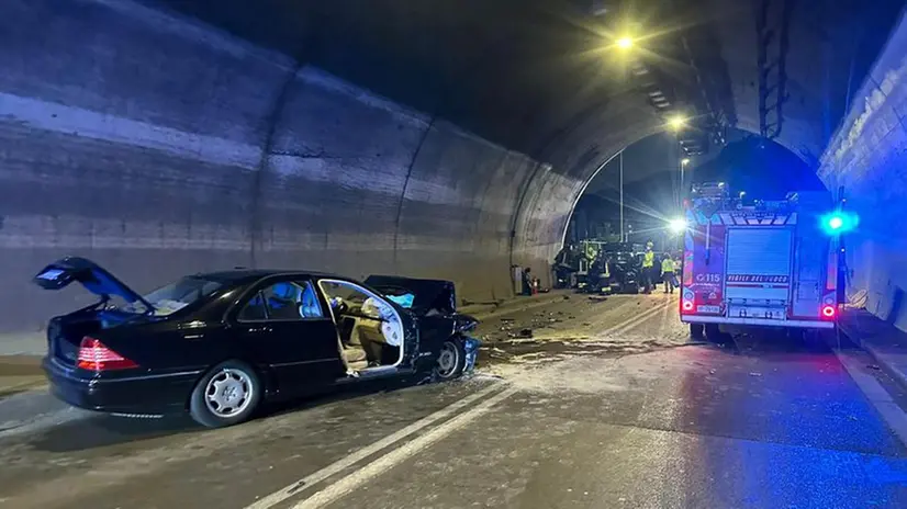Incidente in galleria a Marone