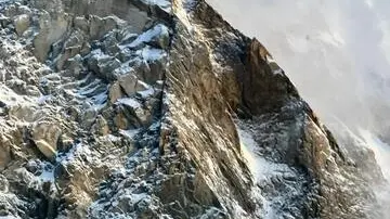 Alpinisti soccorsi sul Pilier d'Angle