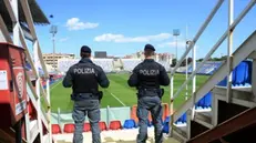 Polizia allo stadio a Crotone