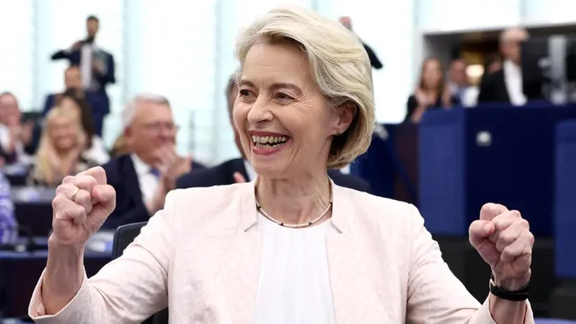 Ursula von der Leyen celebra la rielezione a presidente della Commissione europea - Foto Afp/Frederick Florin © www.giornaledibrescia.it