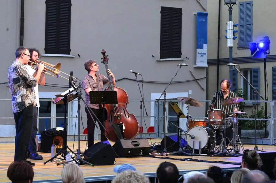Giacomo Papetti in piazza Mercato per Jazz on the Road