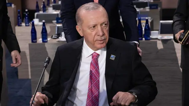 epa11473249 President of Turkey Recep Tayyip Erdogan attends a meeting of the NATO-Ukraine Council during the North Atlantic Treaty Organization (NATO) Summit at Walter E. Washington Convention Center in Washington, DC, USA, 11 July 2024. The 75th Anniversary NATO Summit is taking place in Washington, DC, from 09 to 11 July 2024. EPA/MICHAEL REYNOLDS
