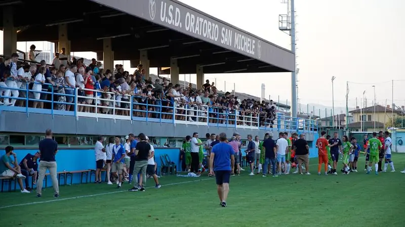 Il pubblico presente ieri in tribuna - Foto New Reporter Perteghella © www.giornaledibrescia.it