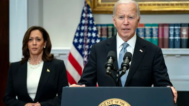 epa11478166 US President Joe Biden (R) delivers remarks as Vice President Kamala Harris look on after former president Donald J. Trump was injured following a shooting at a July 13 election rally in Pennsylvania, in the Roosevelt Room of the White House in Washington, DC, USA, 14 July 2024. The attack on Saturday killed one spectator at the scene and left two others critically injured. EPA/BONNIE CASH / POOL