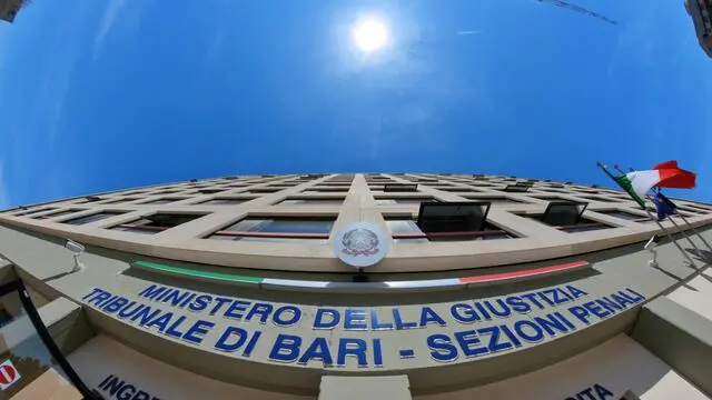 L'esterno dell tribunale di Bari, 8 aprile 2024. ANSA/Donato Fasano