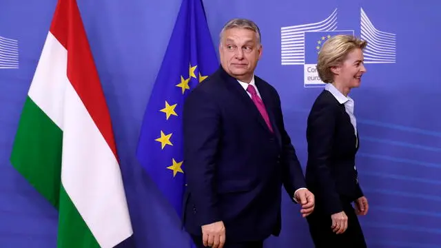 epaselect epa08190058 European Commission President Ursula Von der Leyen (R) welcomes Hungary's Prime Minister Viktor Orban (L) ahead to a meeting in Brussels, Belgium, 03 February 2020. EPA/OLIVIER HOSLET