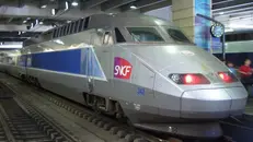 In marcia. Un treno della Sncf pronto alla partenza
