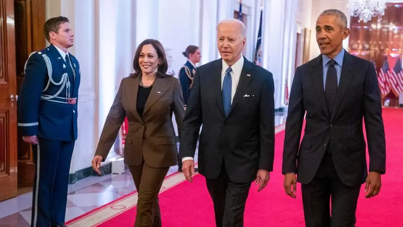 Kamala Harris, Joe Biden e Barack Obama - Foto Epa © www.giornaledibrescia.it