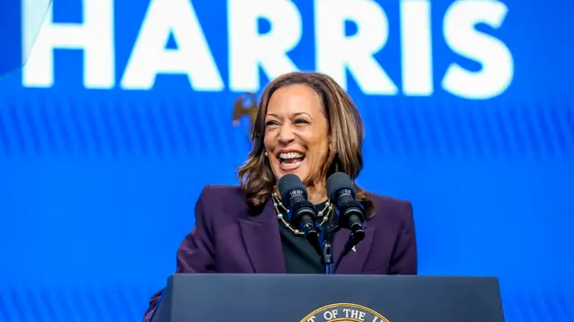 epaselect epa11495977 US Vice President Kamala Harris addresses the American Federation of Teachers' 88th national convention during her keynote speech in Houston, Texas, USA, 25 July 2024. US President Joe Biden announced on 21 July he would not seek re-election and endorsed Vice President Harris to be the Democratic Party's new nominee for the US elections in November 2024. EPA/LESLIE PLAZA JOHNSON