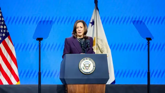 epa11496020 US Vice President Kamala Harris addresses the American Federation of Teachers' 88th national convention during her keynote speech in Houston, Texas, USA, 25 July 2024. US President Joe Biden announced on 21 July he would not seek re-election and endorsed Vice President Harris to be the Democratic Party's new nominee for the US elections in November 2024. EPA/LESLIE PLAZA JOHNSON