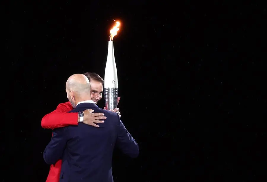 Olimpiadi Parigi 2024, le foto più belle della cerimonia di apertura