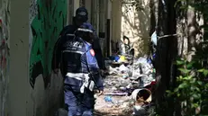 Polizia locale durante un intervento