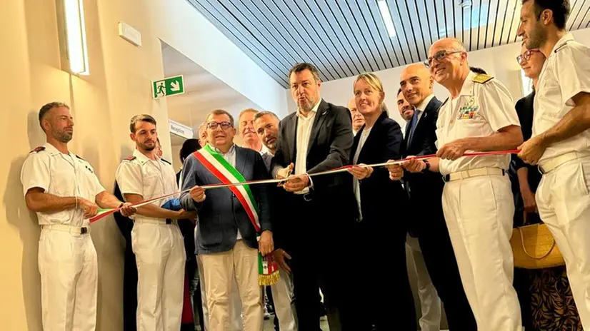 Il ministro Salvini a Desenzano per la Guardia Costiera