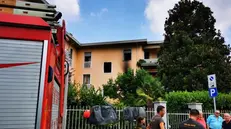 Incendio in una palazzina del quartiere Abba: 7 intossicati