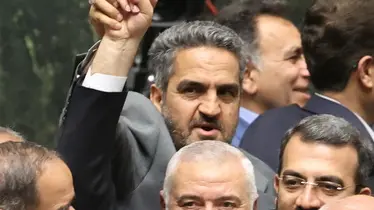 epa11510675 Hamas political leader Ismail Haniyeh (C) flashes victory sign as surrounded by Iranian lawmakers at the Iranian parliament in Tehran, Iran, 30 July 2024 (issued 31 July 2024). According to an Iranian Revolutionary Guard Corps (IRGC) statement on 31 July 2024, Haniyeh and one of his bodyguards were targeted and killed in Tehran on 31 July 2024. EPA/ABEDIN TAHERKENAREH