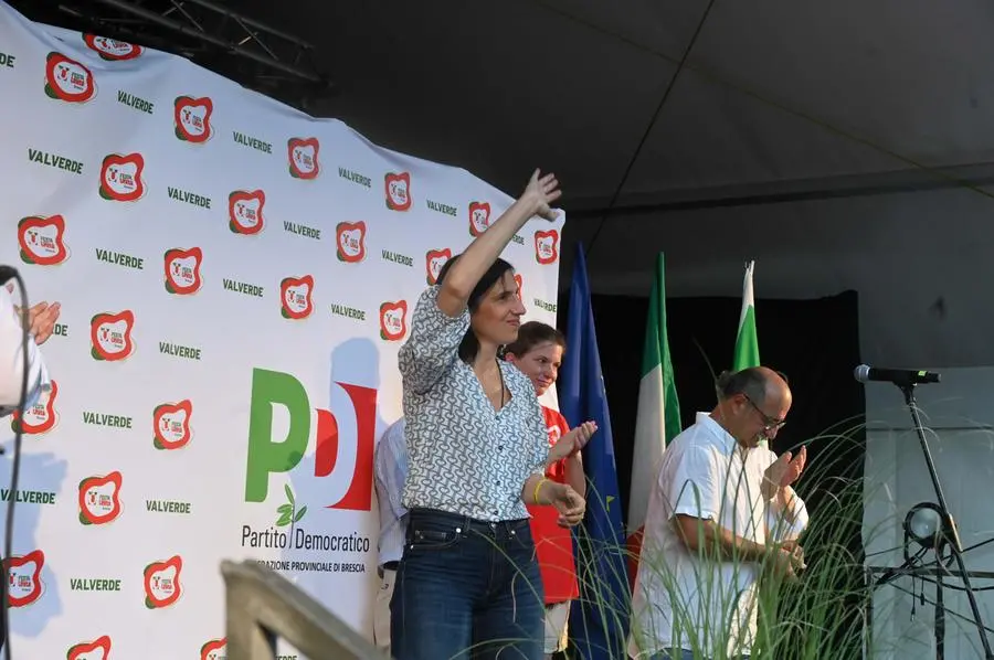 La segretaria nazionale del Pd Elly Schlein alla festa della Valverde, a Botticino