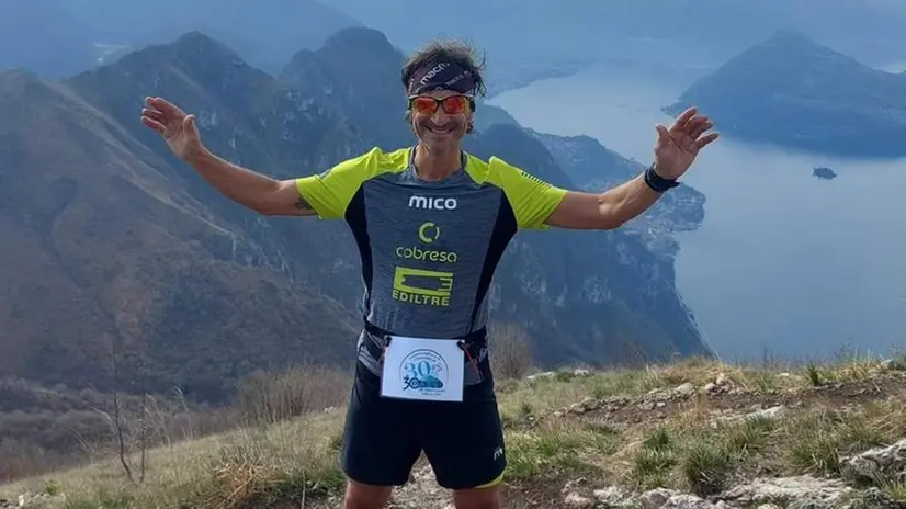 Stefano Delbarba in cima alla Corna Trentapassi - © www.giornaledibrescia.itdelbarba.jpg