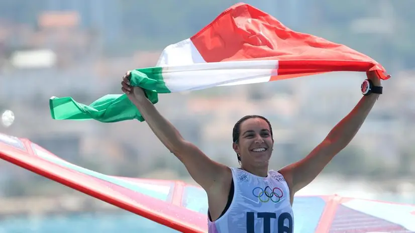 Marta Maggetti con il tricolore - Foto Ansa7Epa/Olivier Hoslet © www.giornaledibrescia.it