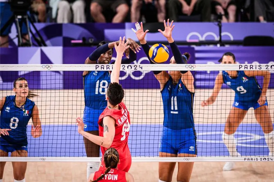 Parigi 2024, l'Italvolley batte la Turchia 3-0