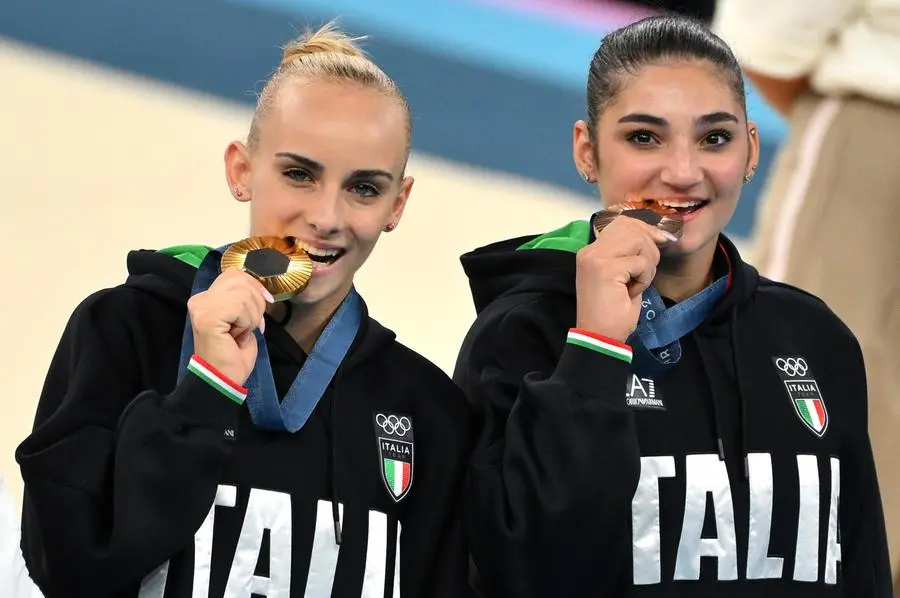 Alice D'Amato oro a Parigi nella trave