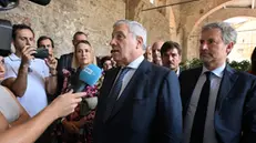 Il Ministro degli affari esteri e della cooperazione internazionale Antonio Tajani partecipa alla visita di un parte dei sotterranei delle mura di Lucca LUCCA 01 Agosto 2024 ANSA/CLAUDIO GIOVANNINI