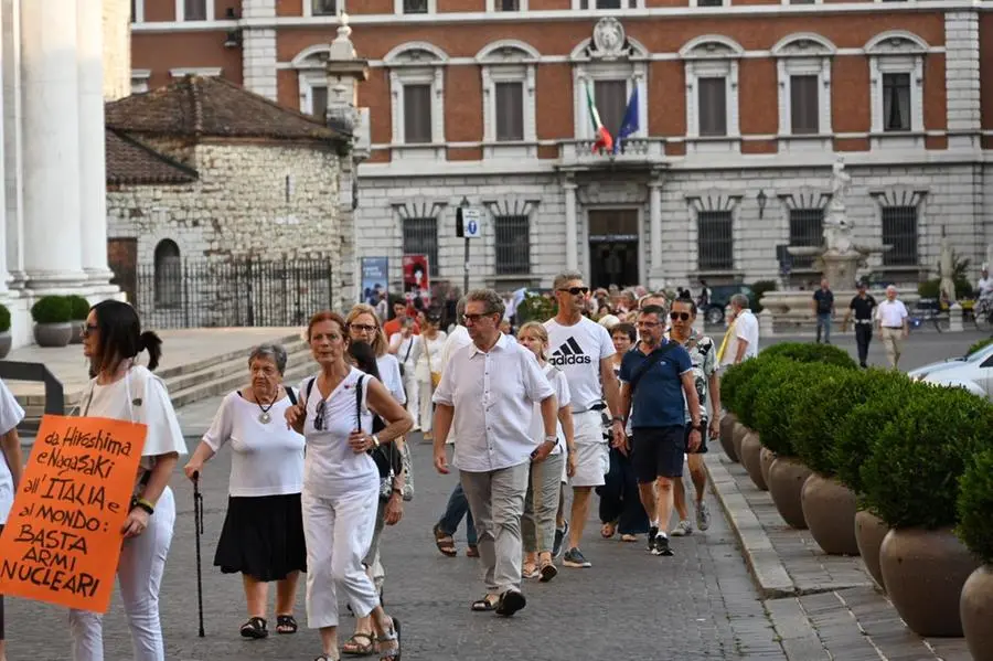 Il corteo pacifista contro le bombe nucleari