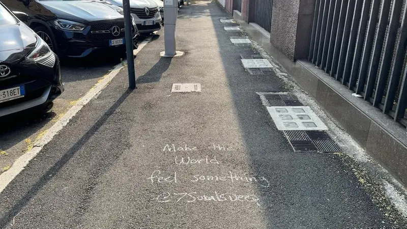 Una delle scritte dello street artist 7SoulsDeep a Brescia - © www.giornaledibrescia.it