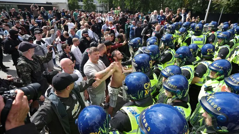 Proteste a Manchester - Foto Ansa © www.giornaledibrescia.it