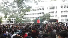 epa11541615 Protestors take part a demonstration on the premises of the Supreme Court, as they demand Chief Justice Obaidul Hassan resign, in Dhaka, Bangladesh, 10 August 2024. EPA/MONIRUL ALAM