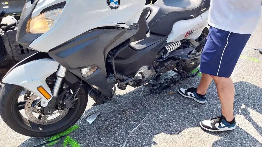 Scooterista travolto da un'auto sulla 237 del Caffaro