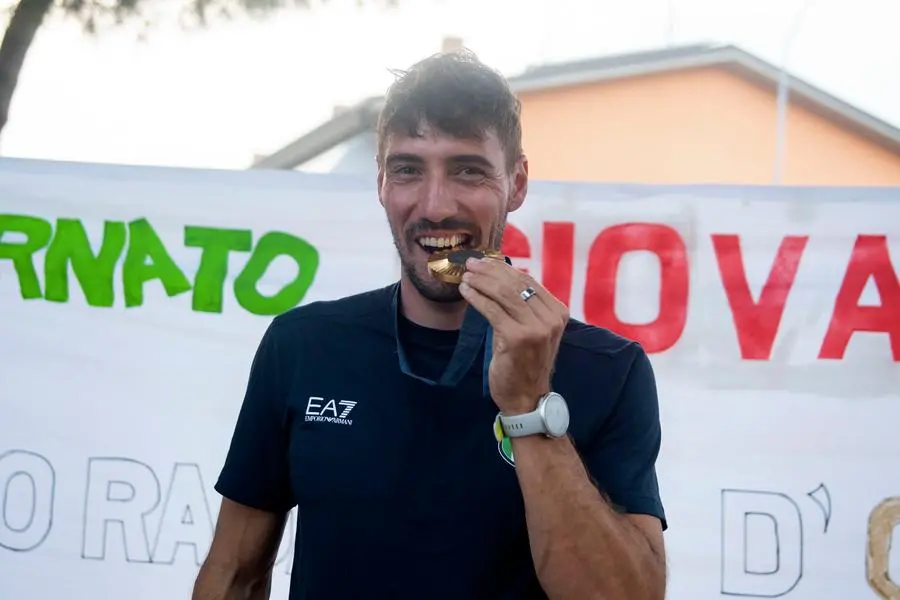 SPORT CANOA RONCADELLE FESTEA A SORPRESA PER GIOVANNI DE GENNARO NELLA FOTO GIOVANNI DE GENNARO 11-08-2024 PIERPAOLO PAPETTI AGENZIA NEWREPORTER