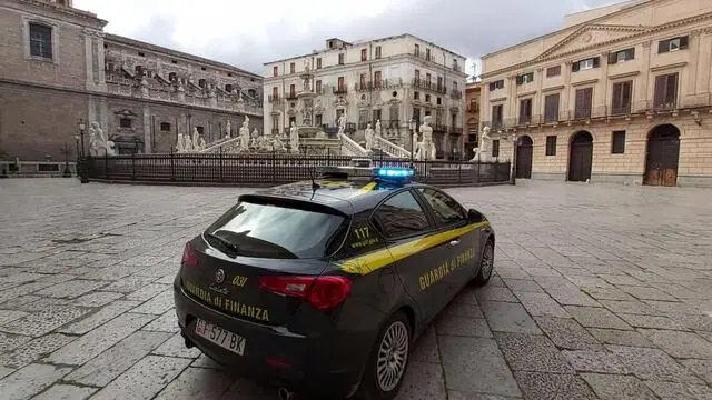 Estorsioni: vittima denuncia, arrestato da Gdf Palermo mentre intasca pizzo