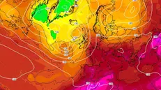 Una mappa del modello GFS mostra l'Italia nella morsa del caldo anomalo - Fonte www.wetterzentrale.de