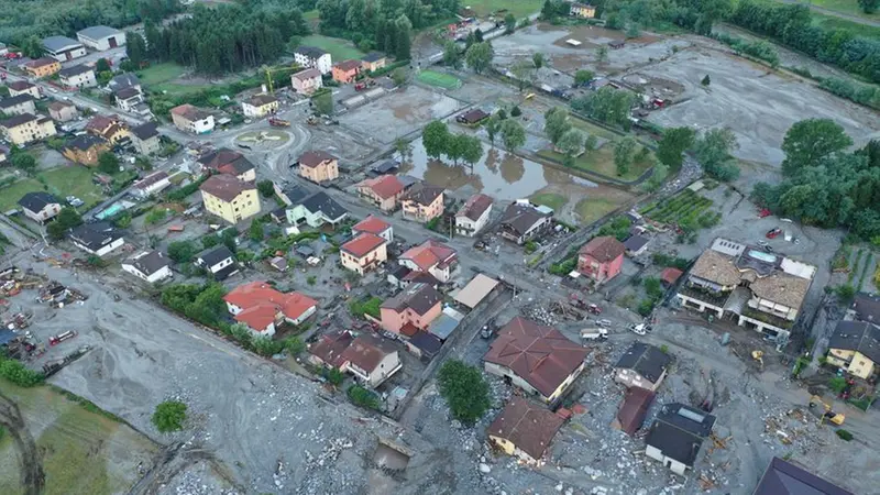Uno scorcio di Niardo dopo l'alluvione - © www.giornaledibrescia.it