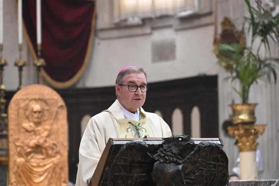 Il Vescovo celebra in duomo del Pontificale dell'Assunta