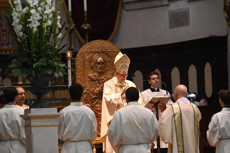 Il Vescovo celebra in duomo del Pontificale dell'Assunta