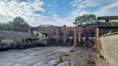 La cascina Tavolette A Mattina di Pralboino devastata dall'incendio