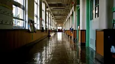 Il corridoio di una scuola