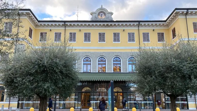 La stazione di Desenzano © www.giornaledibrescia.it