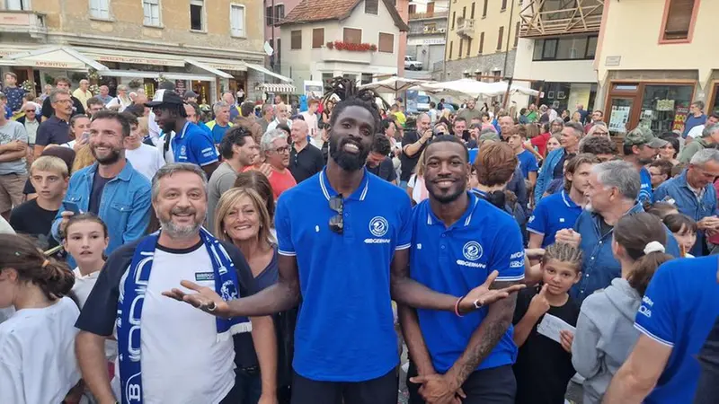 Molto acclamati anche Ndour e Burnell - © www.giornaledibrescia.it