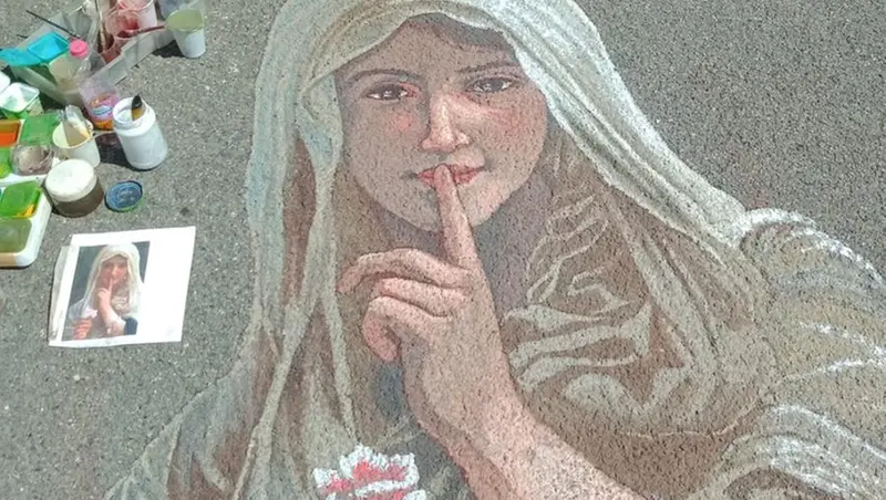 Un'opera di Liliana Confortini - © www.giornaledibrescia.it