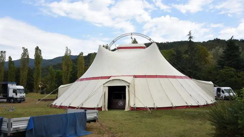 Il tendone di Circo Zoè al Parco Castelli - Foto Comune di Brescia/Christian Penocchio