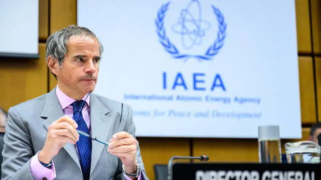 epa11272481 Director General of the International Atomic Energy Agency (IAEA) Rafael Mariano Grossi attends a press conference during an IAEA Board of Governors meeting at the IAEA headquarters of the United Nations seat in Vienna, Austria, 11 April 2024. EPA/MAX SLOVENCIK