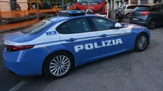 Un'auto della Polizia di Stato in città